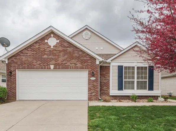 1124 Lincoln Park East Dr, Greenwood, IN 46142