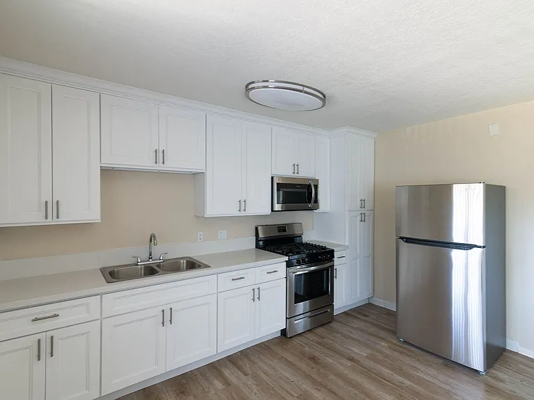 Park Village Apartment Homes- Riverside, CA — Photo 47