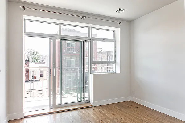 Rented by Cyberapts Management | media 15