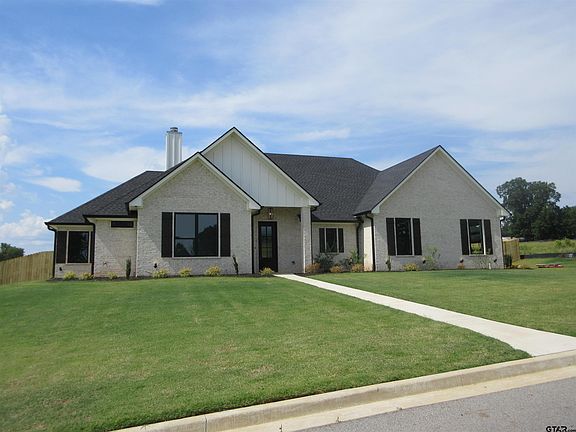 4th image of 150 Sweet Pea Ln