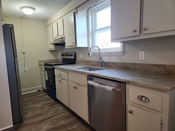 2nd image of 22 Voses Ct Floor 1