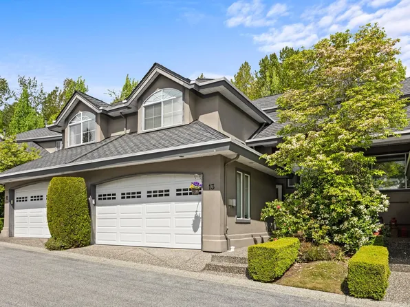 2990 Panorama Dr, Coquitlam, BC V3E 2W5