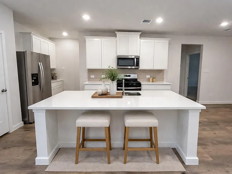 7914 Alset Dr — Photo 1