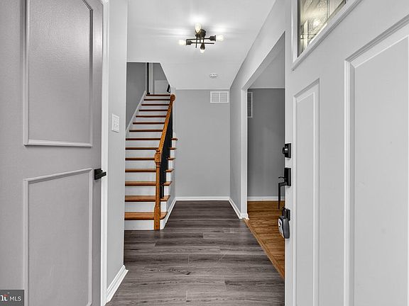 2nd image of 7009 Cold Spring Ln