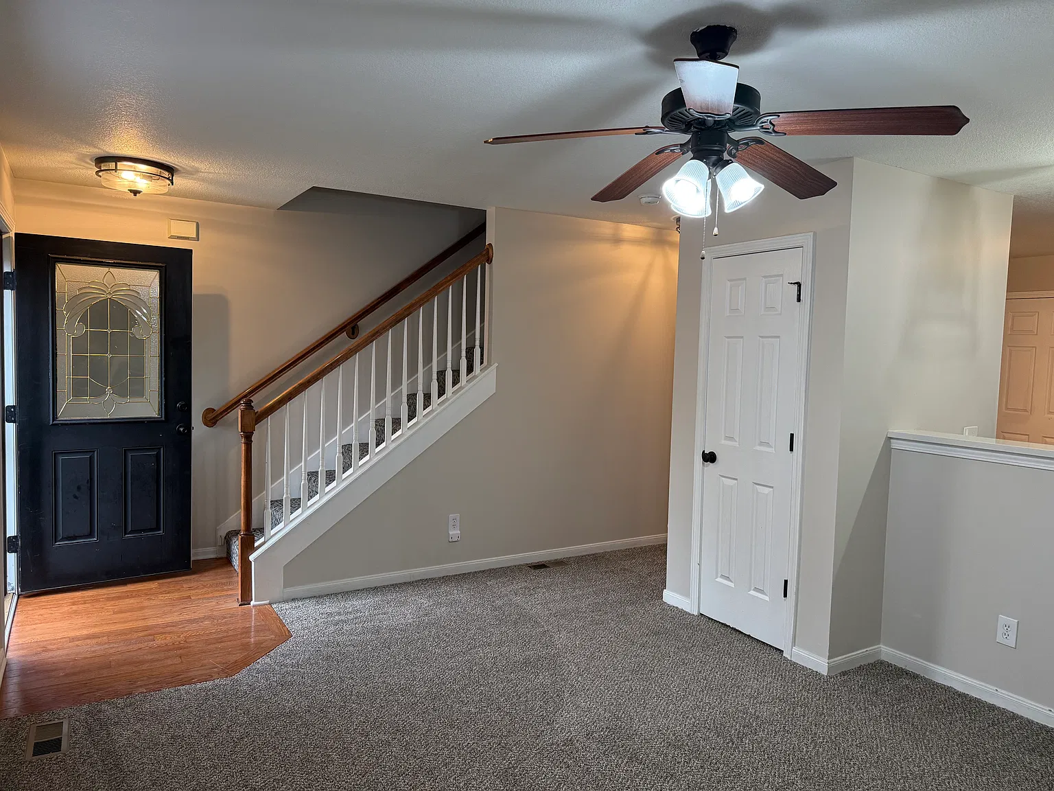 8124 N Oakley Ave — Photo 4