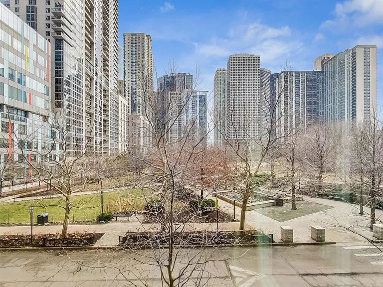 198 N Park Dr #198 — Photo 36