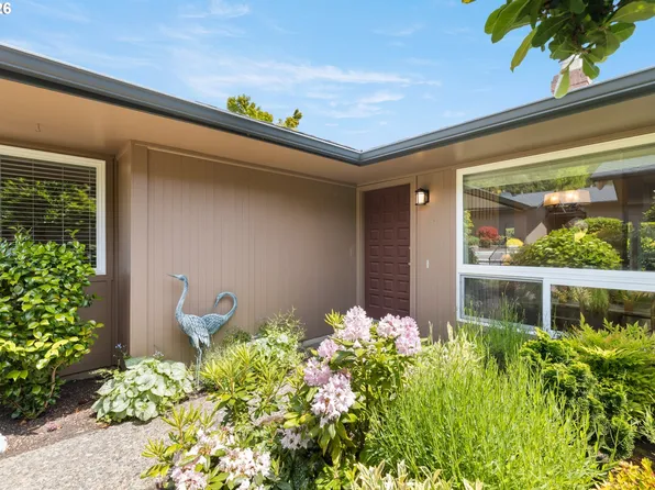 6 Condolea Dr, Lake Oswego, OR 97035