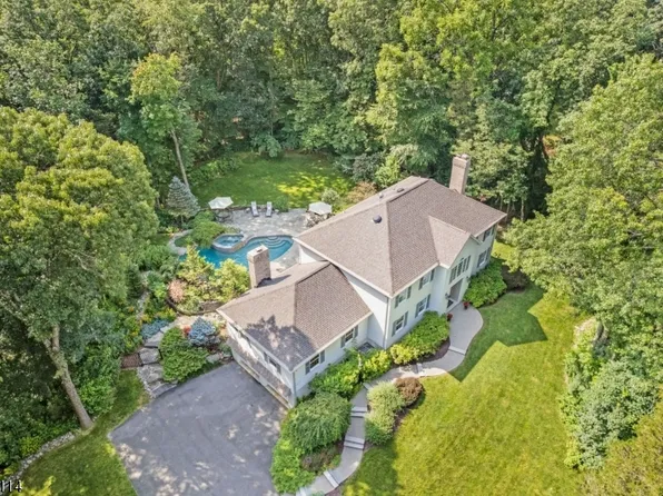 1 Ottawa Ln, Andover Twp., NJ 07860