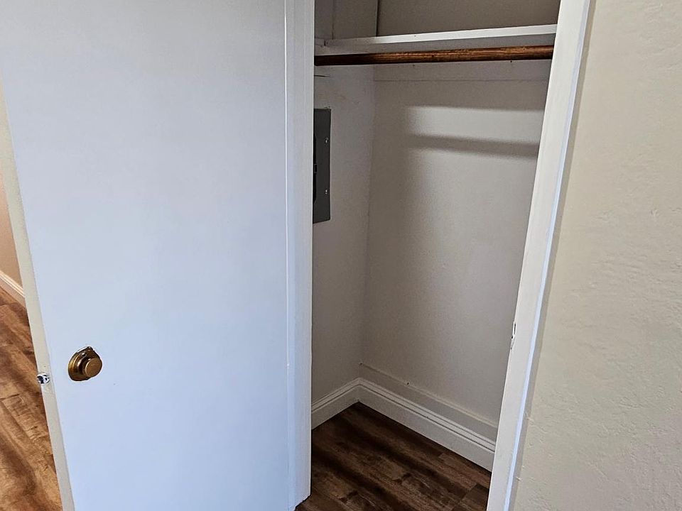 Entry hall closet