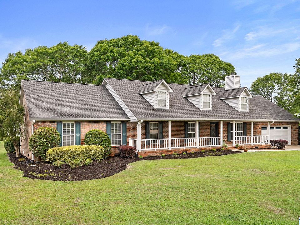 1st image of 107 Pine Harbor Way