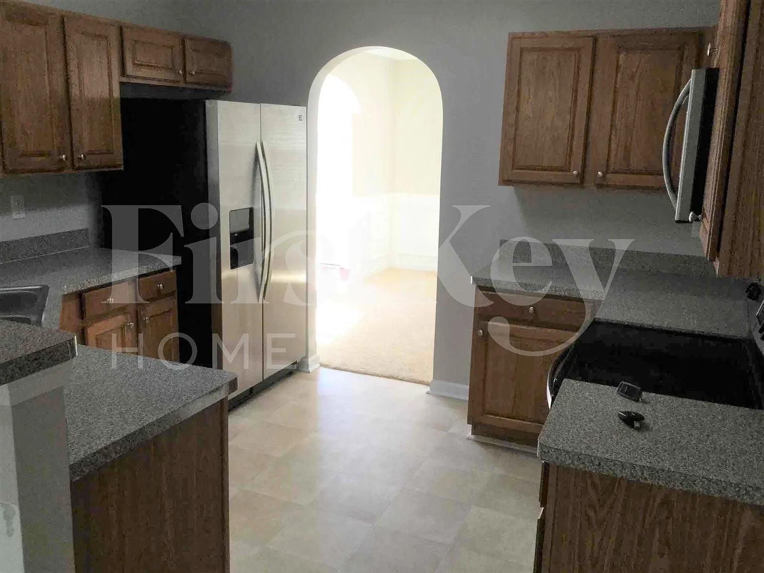 5 bed, 3.0 bath, 2855 sqft, $2,495 — Photo 4