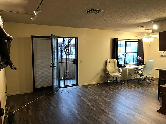 2nd image of 4140 Sanderling Cir Unit 443