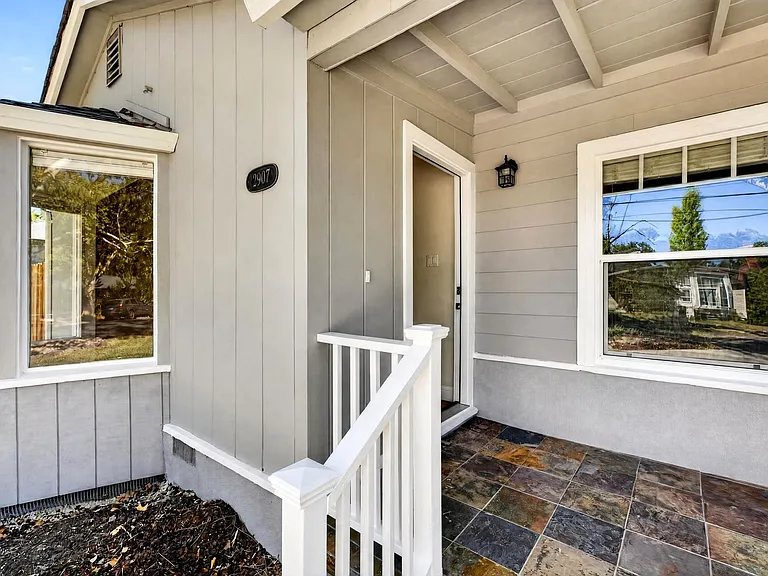 2907 Eccleston Ave — Photo 5