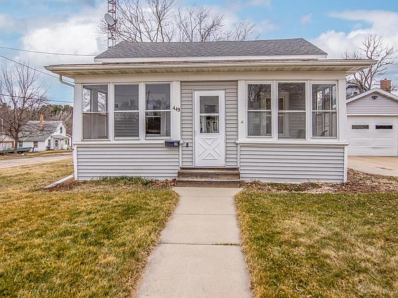 3rd image of 449 Taylor STREET