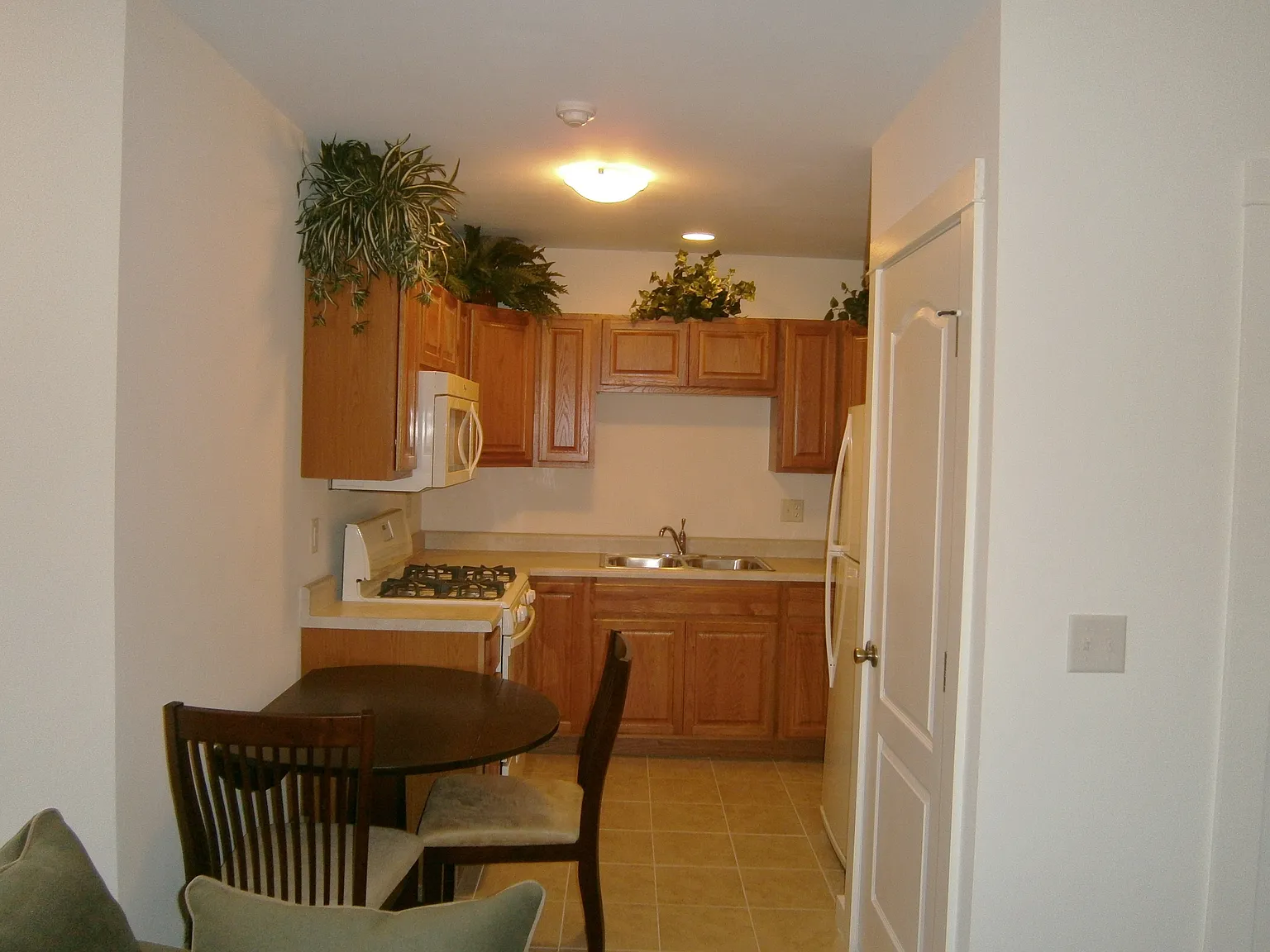 103 Highland Place - 2 — Photo 2