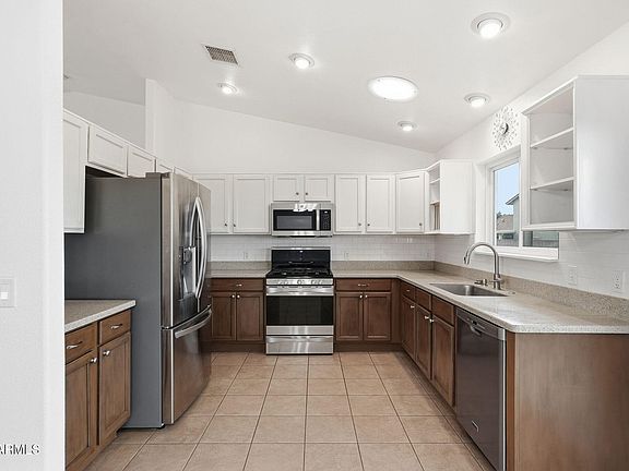 5th image of 1501 SAN CLEMENTE Drive