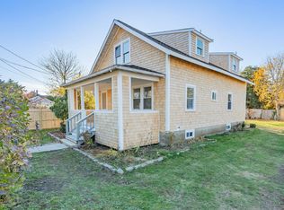 245 Winter St, Hyannis, MA 02601