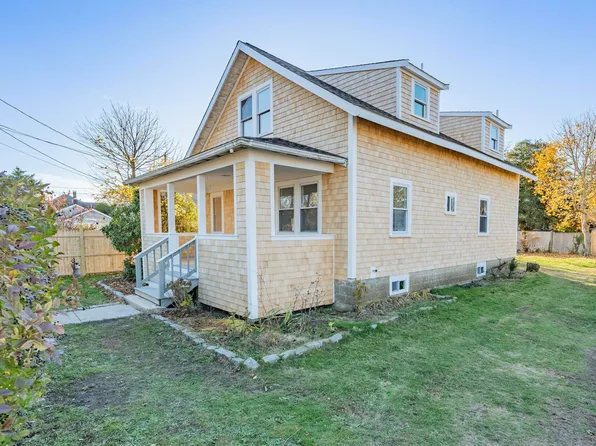 245 Winter Street, Hyannis, MA 02601