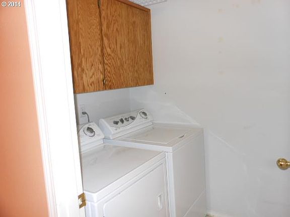 5th image of 5104 NE 75th Ave