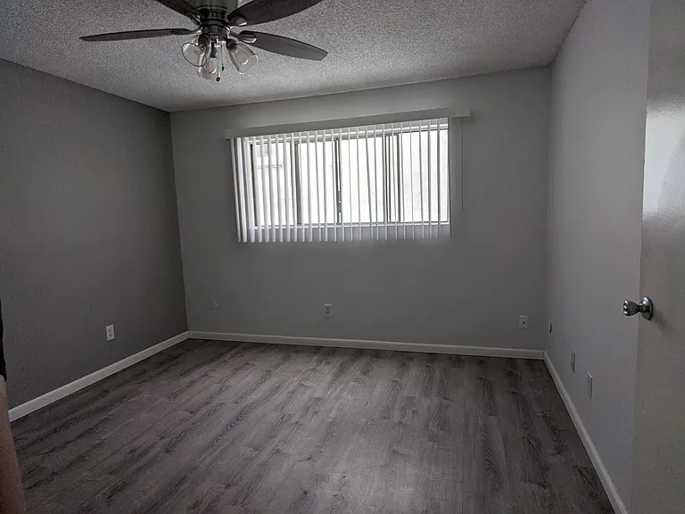 4457 Kansas St #8 — Photo 21