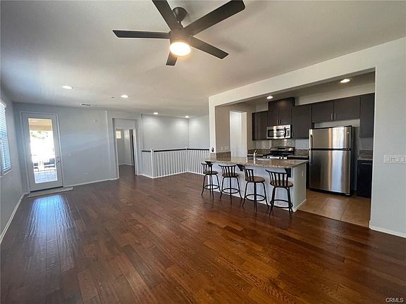 4th image of 43084 Avenida Cielo
