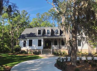 300 Lake Stillwater Dr, Saint Simons Island, GA 31522