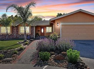 8486 Wicklow Ln, Dublin, CA 94568
