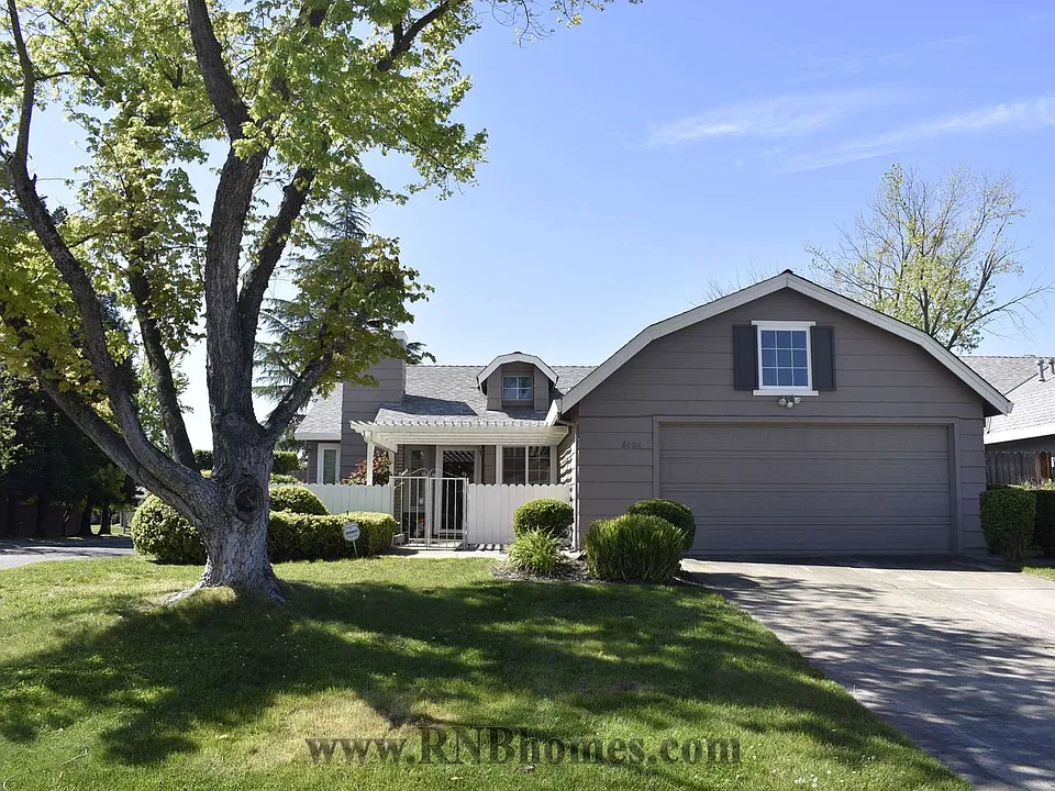 6008 Myrtlewood Ct