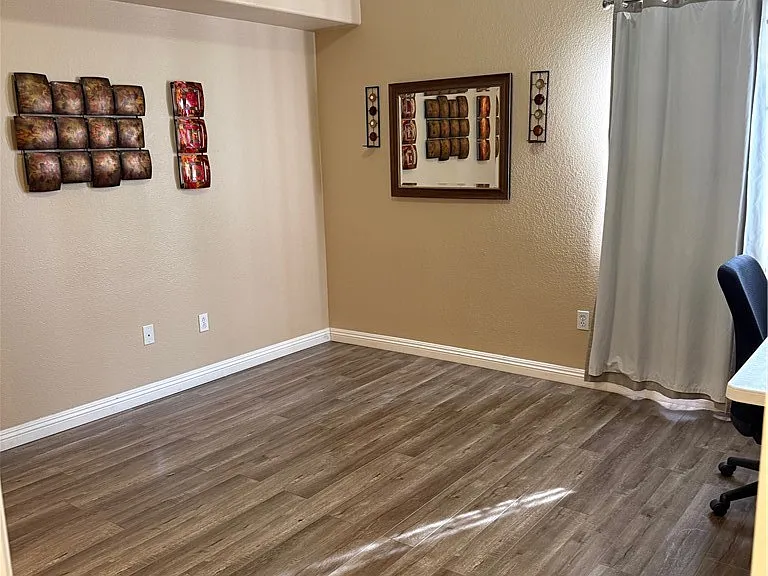 401 Amber Pine St #202 — Photo 12