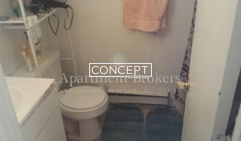 894 Huntington Ave #7 — Photo 4