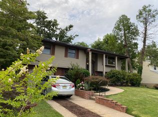 127 Chaucer Pl, Cherry Hill, NJ 08003