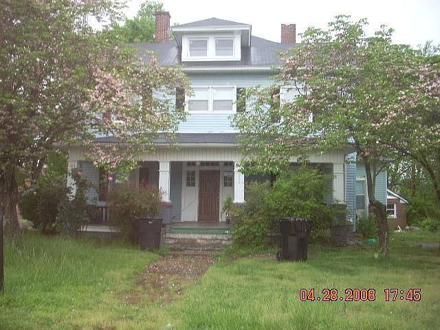 1st image of 204 N Broad St