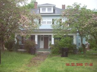 204 N Broad St, Burlington, NC 27217