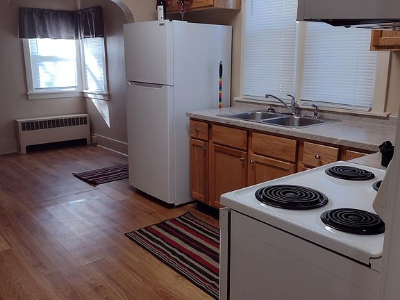 Newly remodeled kitchen with new cupboards and appliances.