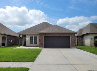 42455 Baystone Ave, Prairieville, LA 70769
