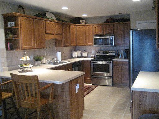 5th image of 811 Judah Ln