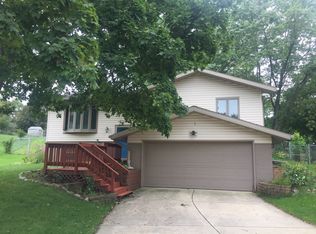 1 Leah Ct, Madison, WI 53711