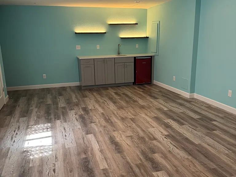 3586 N Akron St — Photo 12