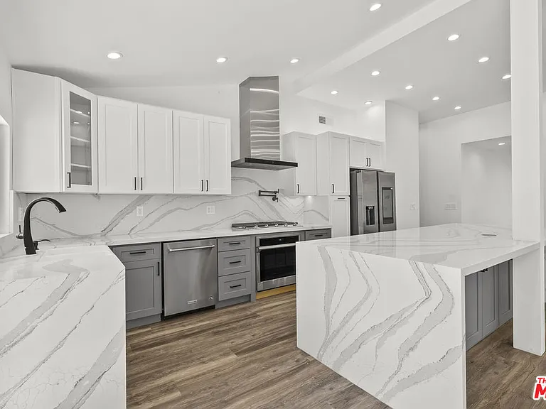 4825 San Feliciano Dr — Photo 4