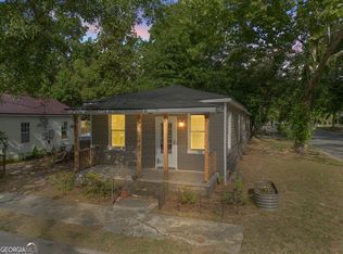 1701 Grove St, Savannah, GA 31401