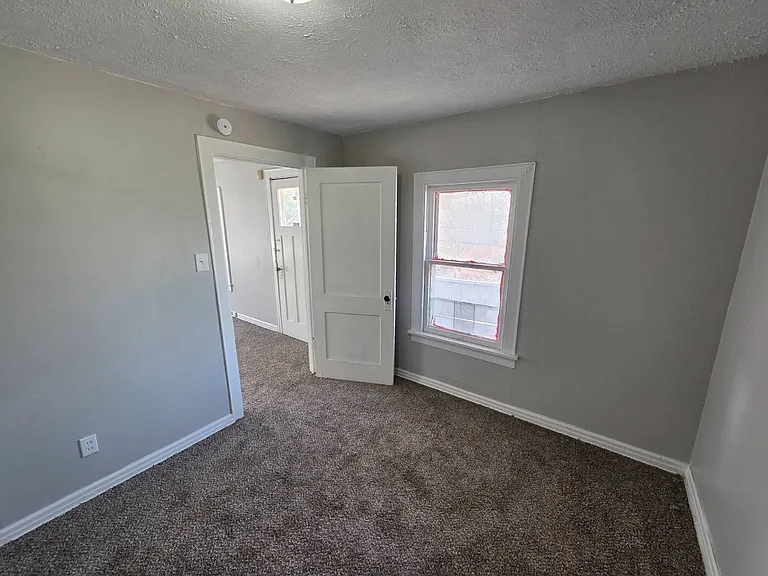 3081 E 67 ST — Photo 16