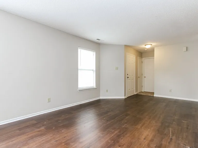 3015 Redland Ln — Photo 5