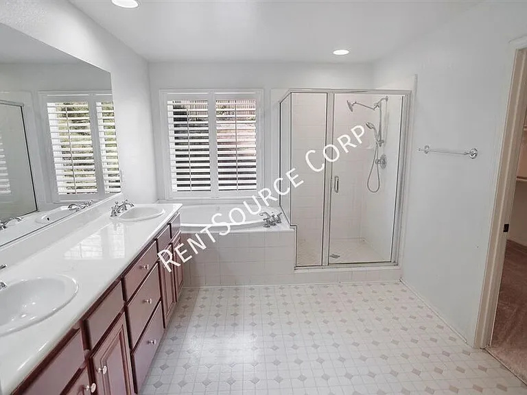 17420 Smoke Tree Ln — Photo 13