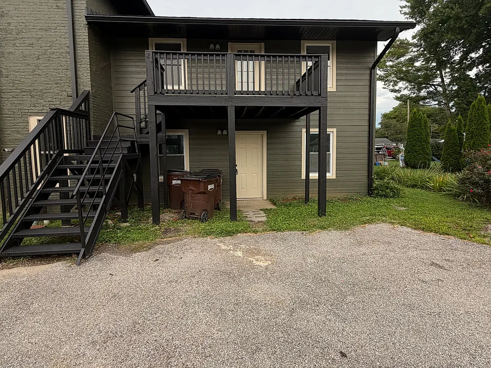 97 Odell Ct #2
