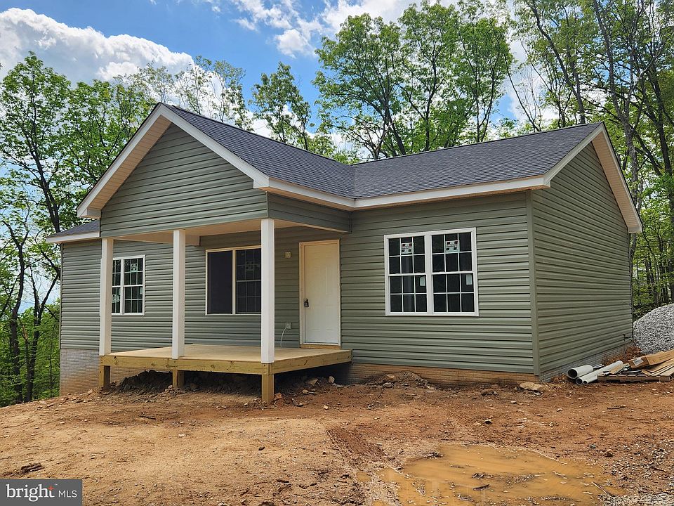 1st image of 1103 Henry Dr