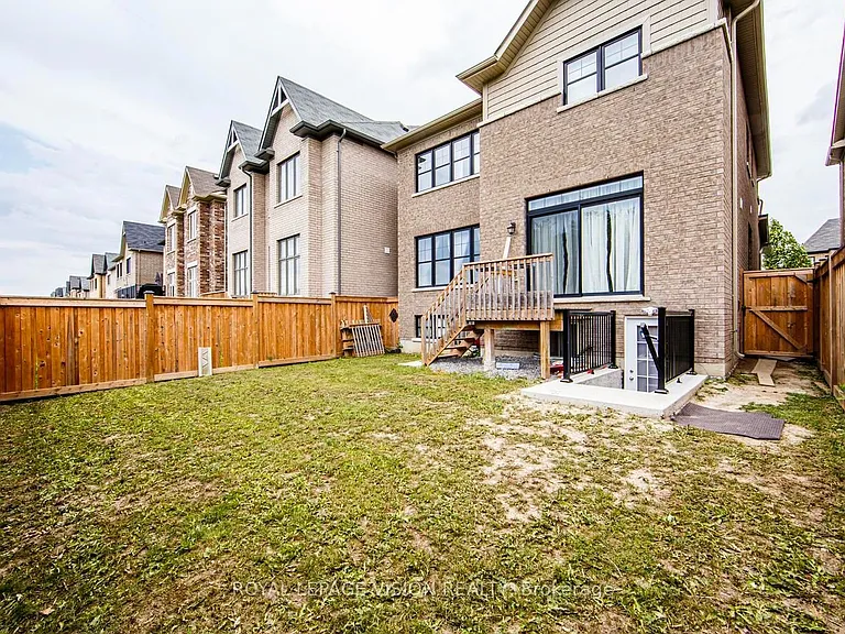 33 Bremner St #MAIN — Photo 49