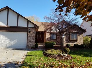 1313 Pembroke Dr, Rochester Hills, MI 48307