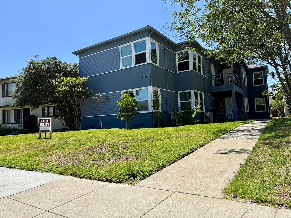 Apartment building