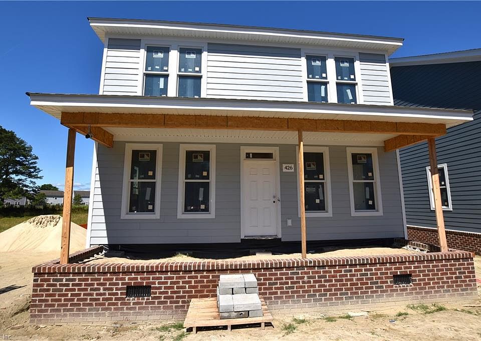 1st image of 426 Douglas Ave