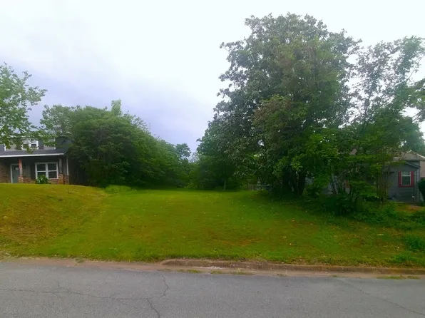 1224 W Nelson St, Denison, TX 75020